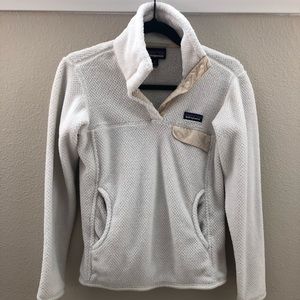 Patagonia White pullover fleece xs